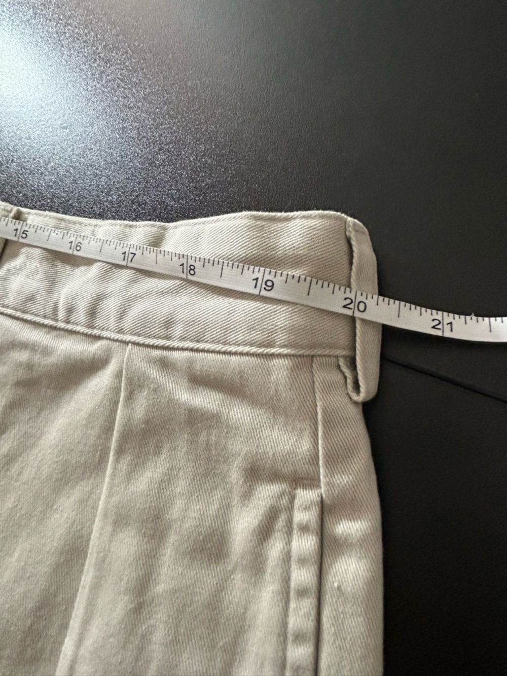 POLO Ralph Lauren Chino Khaki Pleated Cotton Shorts. Size 40. Preppy - Picture 8 of 9